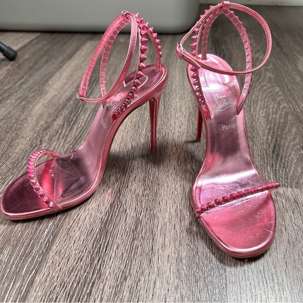 Louboutin 100MM So Me Heels